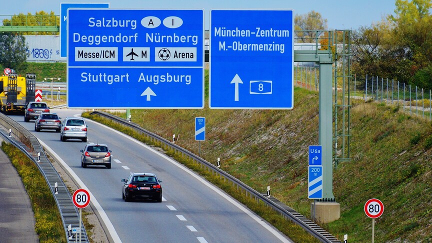 Petrol fiyatlarındaki yükseliş Almanya’da ulaşım maliyetlerini artırdı