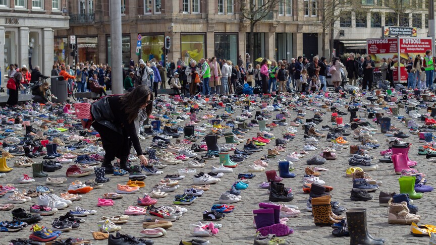 Amsterdam  përkujtohen fëmijët dhe gazetarët palestinezë të vrarë në sulmet izraelite