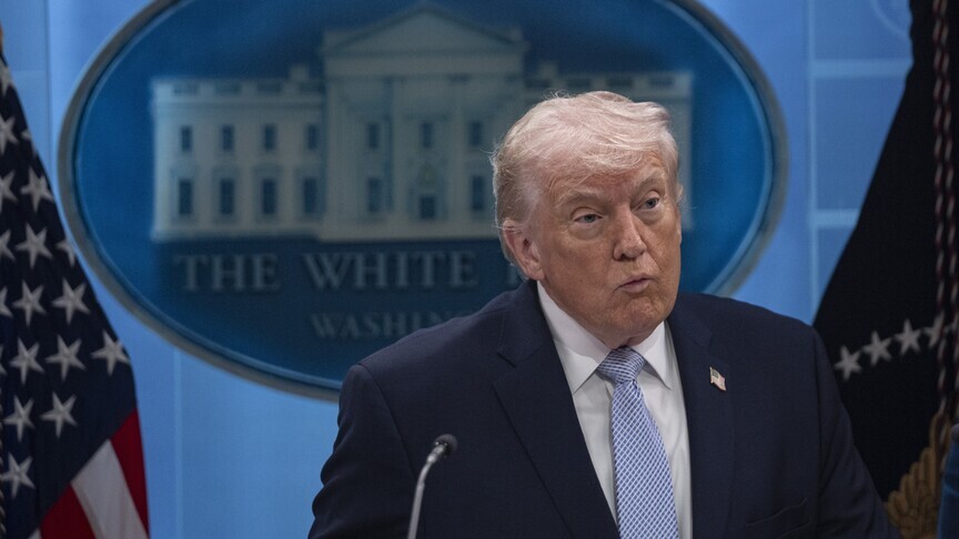 Trump paralajmëron se çdo anije iraniane që i afrohet bllokadës së SHBA së  do të eliminohet menjëherë 