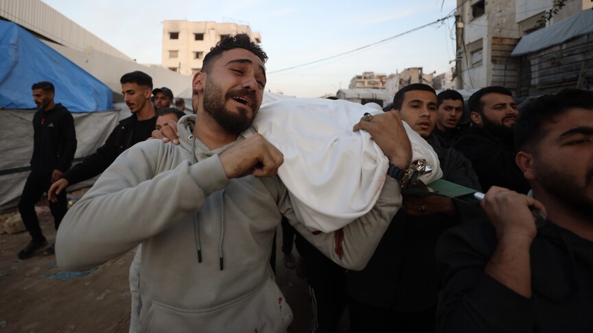 İsrail'in Gazze'ye saldırılarında can kaybı 72 bin 333'e yükseldi