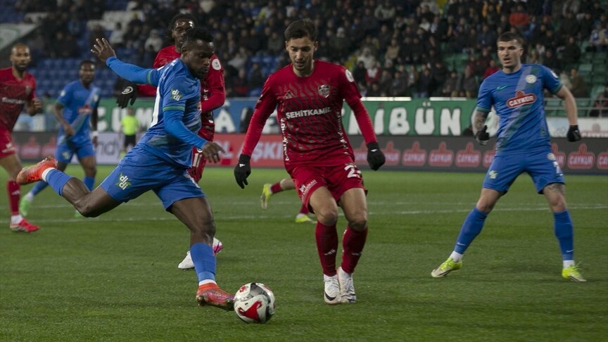 Çaykur Rizespor, sahasında  Gaziantep FK'yi 2-1 mağlup etti