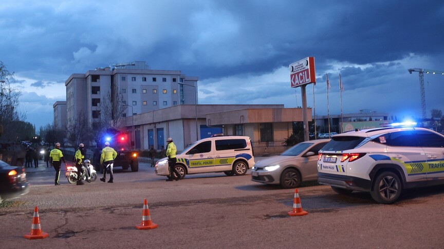 Iğdır'daki silahlı kavgaya ilişkin yakalanan 21 şüpheli adliyeye sevk edildi