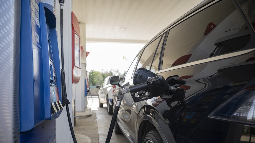 Kanada'da petrol yakıtları üzerindeki vergiler geçici süreliğine kaldırıldı