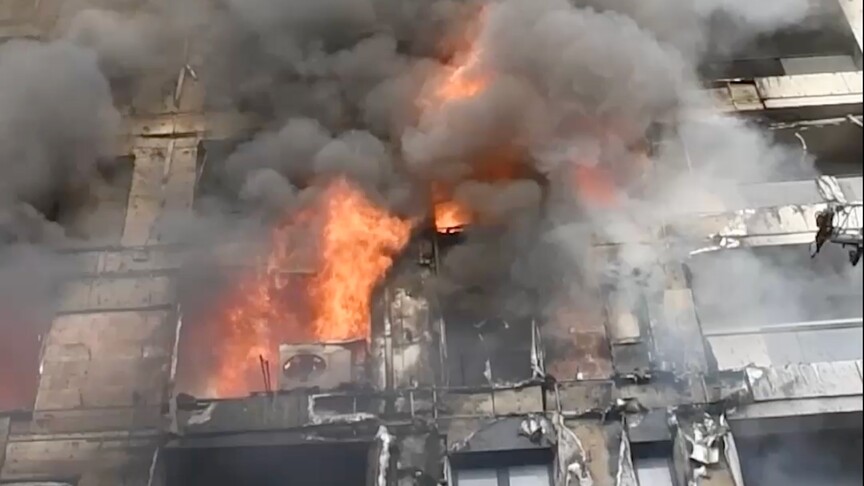 Arnavutluk’ta binada çıkan yangın yaklaşık 2,5 saatte kontrol altına alındı