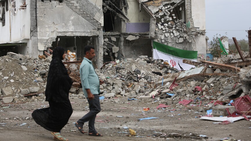 IMF, Orta Doğu'daki savaştan dolayı bu yıla ilişkin küresel ekonomik büyüme tahminini düşürdü