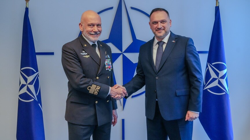 Ministri Nufi  Shqipëria e përkushtuar për të forcuar rolin e saj në NATO  në funksion të paqes dhe sigurisë