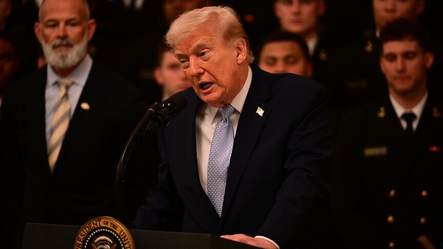 Trump  Kina pajtohet të mos furnizojë Iranin me armë