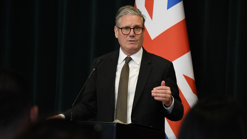 İngiliz Başbakanı Starmer'dan Trump'ın "Ticaret anlaşması değişir" çıkışına "savaş baskısı" nitelemesi