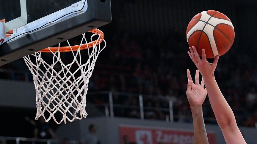 Fenerbahçe ile Galatasaray, FIBA Kadınlar Avrupa Ligi'nde final için parkeye çıkıyor
