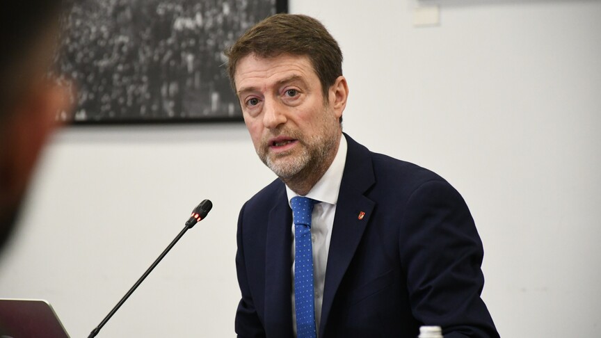 Hoxha dënon sulmet e fundit të Rusisë  Shqipëria rikonfirmon mbështetjen e palëkundur për Ukrainën