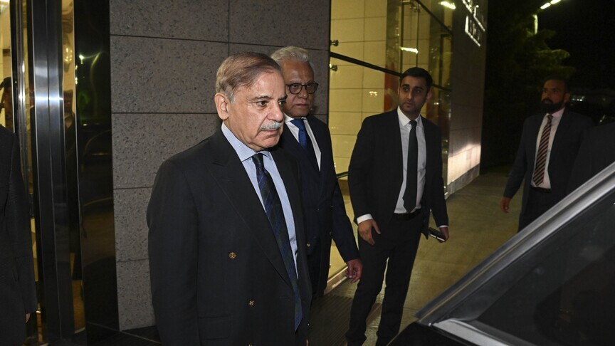 Kryeministri i Pakistanit mbërrin në Katar për të çuar përpara marrëveshjen Iran SHBA