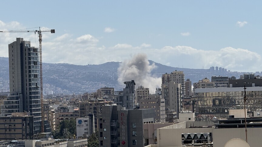 Sulmet ajrore izraelite shkatërrojnë kalimin e fundit të mbetur në Libanin jugor
