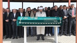 Kahramanmaraş'taki okul saldırısında hayatını kaybedenler son yolculuğuna uğurlandı