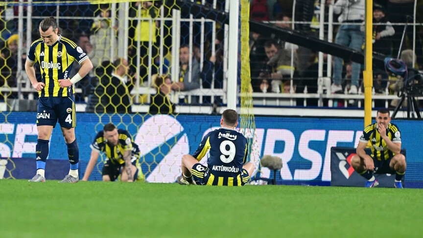 Fenerbahçe, liderlik şansını son dakika golüyle yitirdi