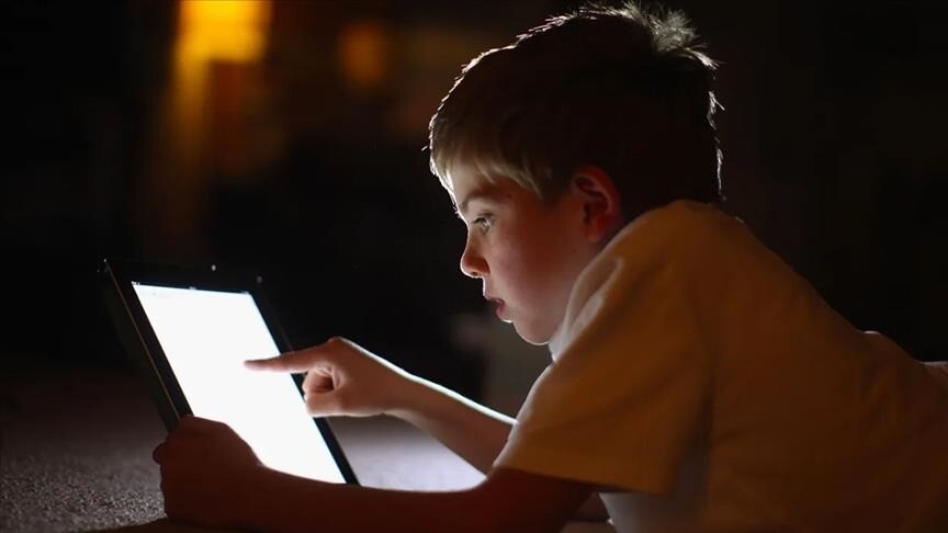 Avrupalılar çocukların korunmasına yönelik sosyal medya düzenlemelerini destekliyor