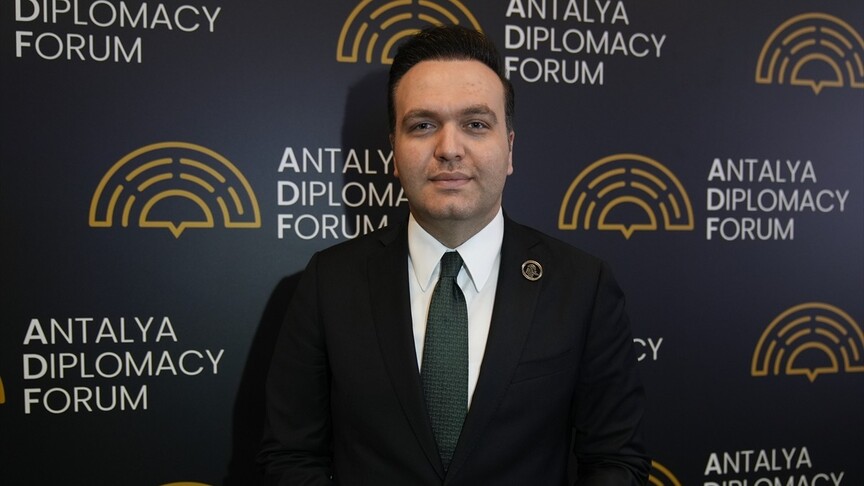 AK Parti Gençlik Kolları dünya barışında Türkiye'nin rolünü gençlere anlatıyor