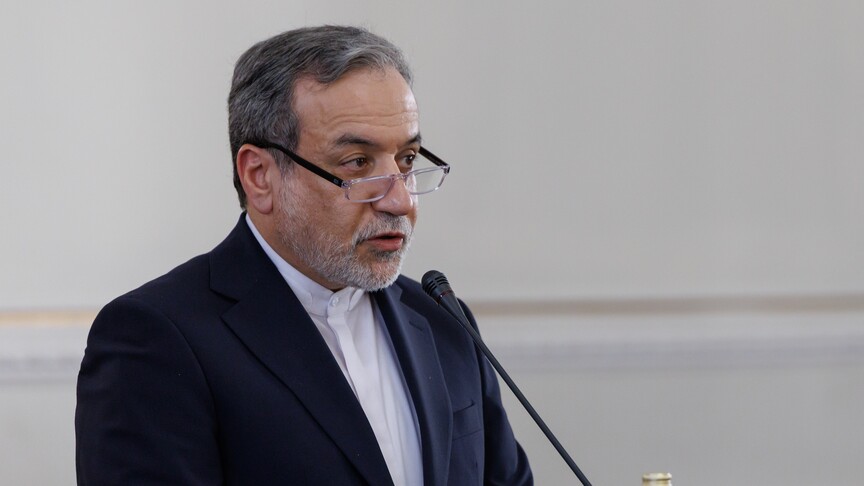 İran Dışişleri Bakanı Erakçi: Hürmüz Boğazı, Lübnan'daki ateşkes süresinin sonuna kadar tüm ticari gemilere açık olacak