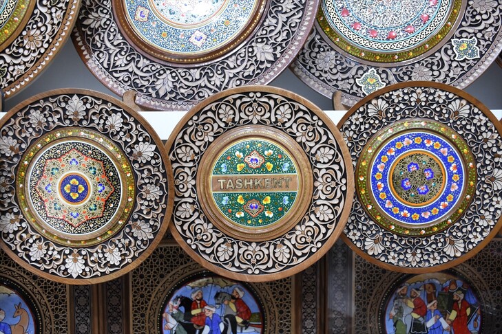 Özbekistan'da yüzyıllardır yaşatılan sanat: Ahşap oymacılığı