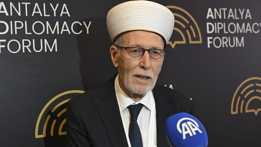 Gümülcine Seçilmiş Müftüsü Şerif, Batı Trakya'da "azınlık okullarına" karşı kampanya yürütüldüğünü belirtti