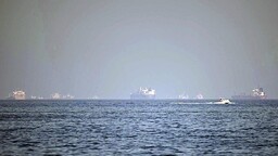 Bir dizi petrol ve LPG tankeri Hürmüz Boğazı'nı geçti, 4 LNG tankeri Boğaz yönünde