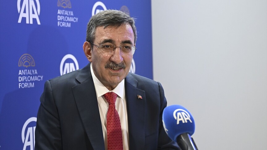 Türkiye'nin belirsizlik ortamında diplomasi öncülüğü