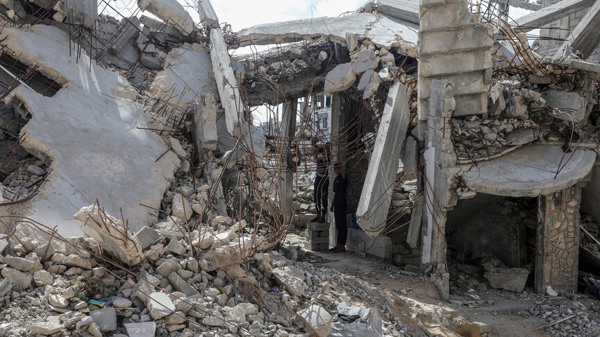 İsrail ordusunun ateşkese rağmen Gazze'ye düzenlediği saldırılarda 2 kişi hayatını kaybetti