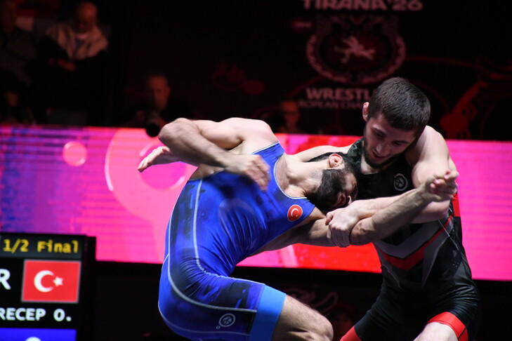 Shqipëri  mbahet ceremonia e hapjes së Kampionatit Evropian të Mundjes