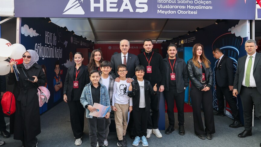 TBMM Başkanı Kurtulmuş, "Meclis Bahçesi Çocuk Bahçesi" etkinlik alanını ziyaret etti