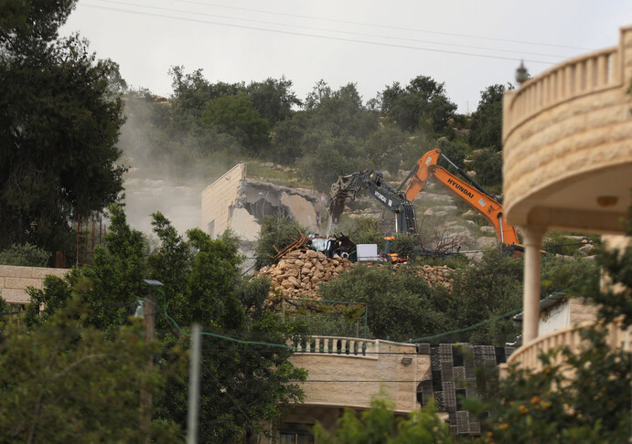İsrail ordusu Filistin evini yıktı