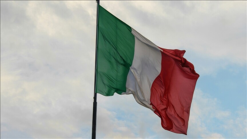 İtalya: Dini sembollere hakaret etmek güç değil, zayıflık işaretidir