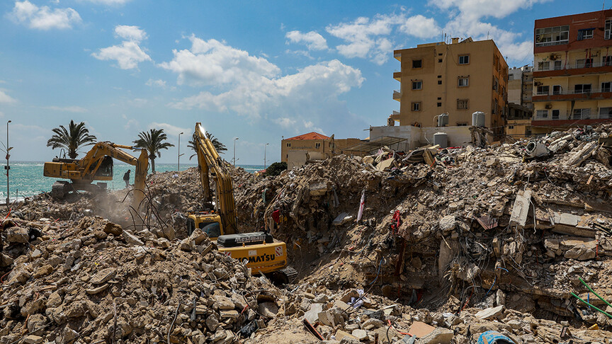 İsrail ordusu Lübnan'ın güneyinde çok sayıda eve saldırı düzenledi