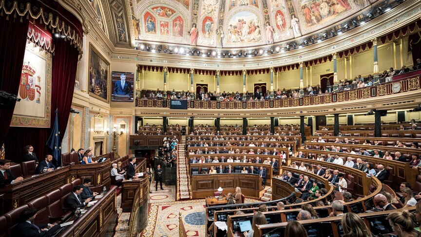 Parlamenti i Spanjës hedh poshtë propozimin për referendum të ri mbi anëtarësinë në NATO