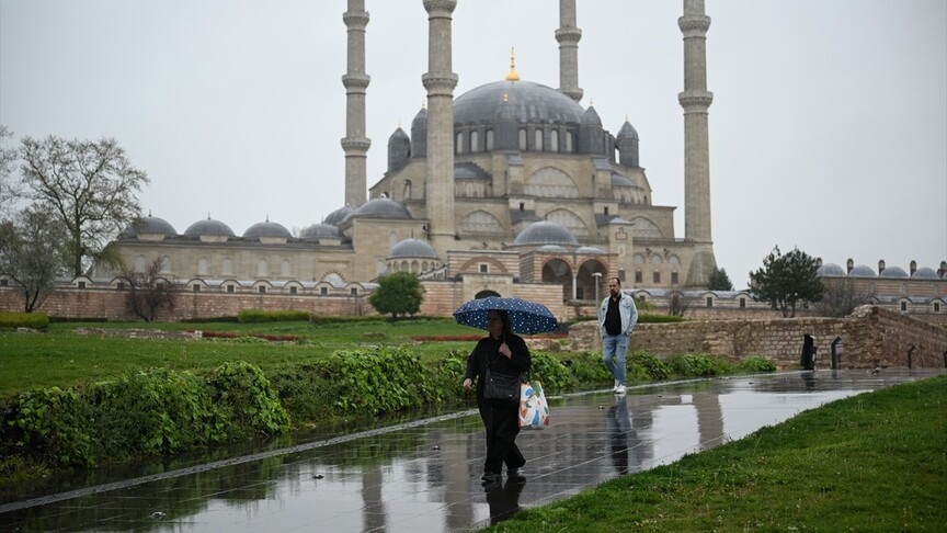 Trakya'da sağanak etkili oluyor