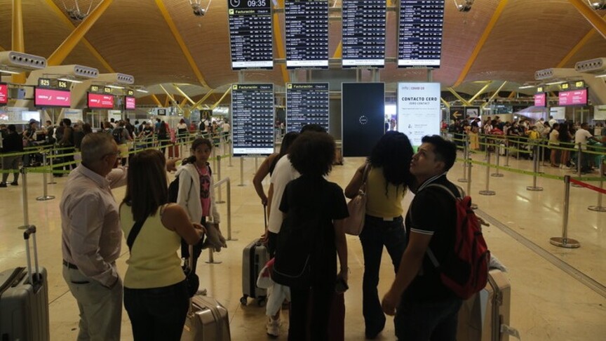 Rafineritë spanjolle garantojnë furnizimin me karburant për avionë deri në maj