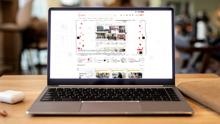 MEB'in internet sitesi 23 Nisan'a özel çocuklar için yenilendi