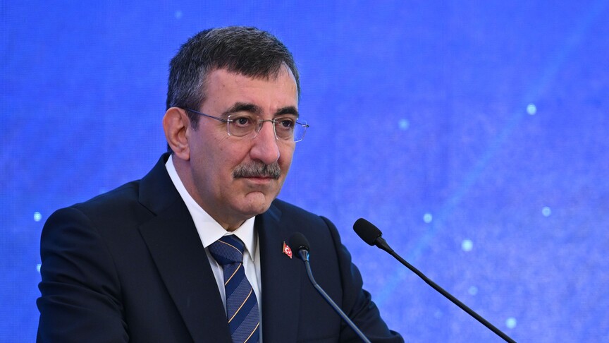 Yılmaz'dan Ulusal Egemenlik Bayramı Mesajı