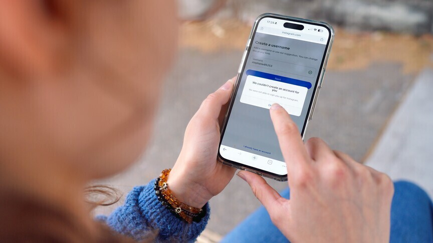 Norvegjia planifikon rritjen e kufirit të moshës për në rrjetet sociale në 16 vjeç