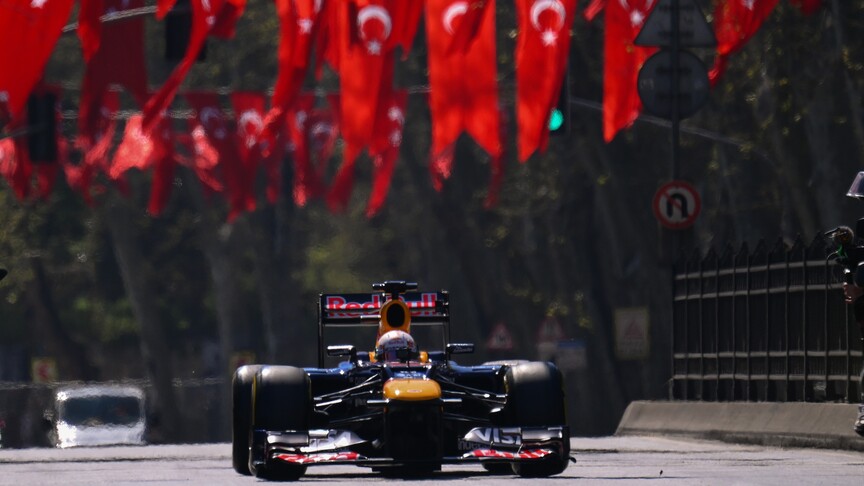 İletişim Başkanı Duran'dan Formula 1 paylaşımı