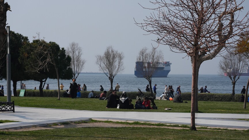 Hafta sonu yurdun kuzey ve batısı güneşli, güney ve doğusu yağışlı geçecek