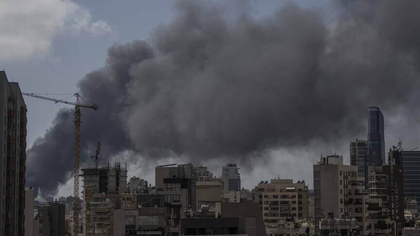 Dy të vrarë në sulmin izraelit në jug të Libanit  pavarësisht armëpushimit