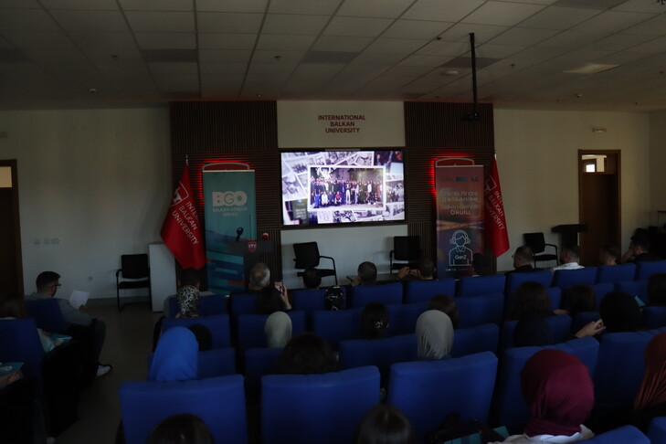 Shkup  hapet zyrtarisht projekti  Shkolla e 10 të Rinore Ballkanike  me temë  GEN Z 