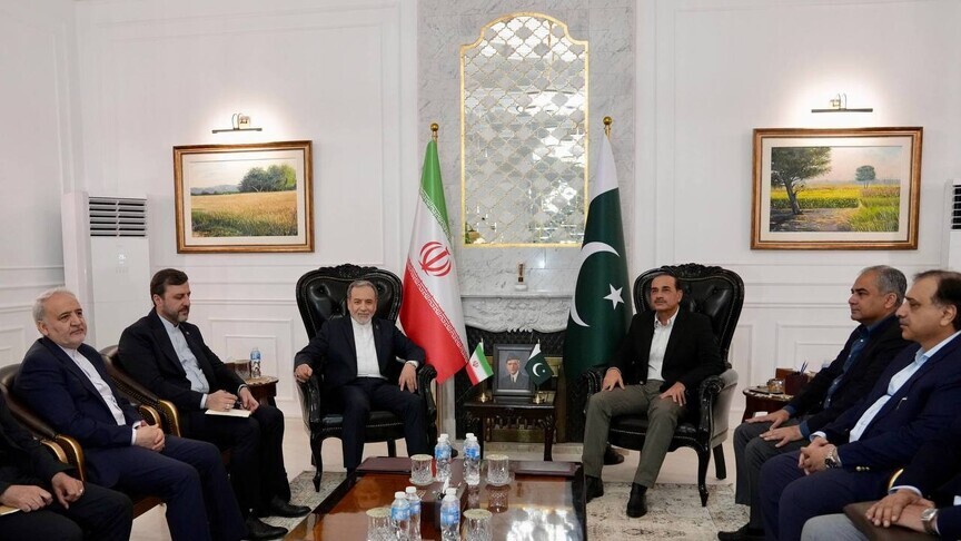 Kryediplomati iranian takon kryeministrin pakistanez mes shpresave për bisedime me SHBA në