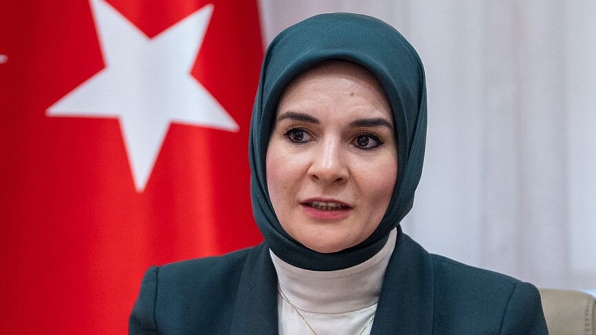 Bakan Göktaş: Doğum izinlerini yükselttik