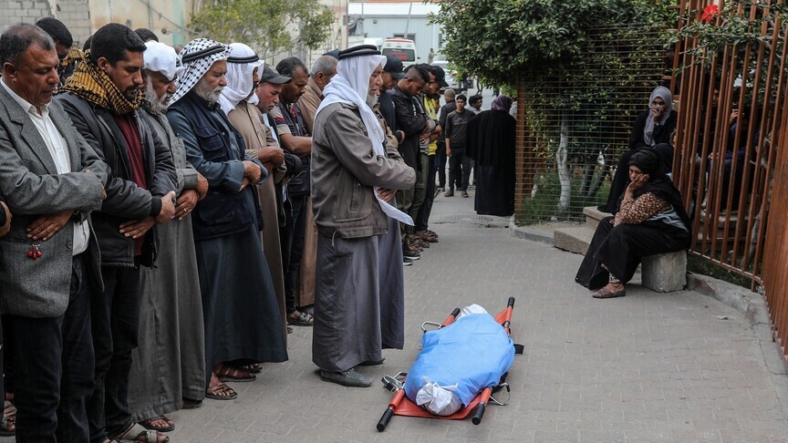 Një palestinez vritet dhe një tjetër plagoset nga të shtënat e ushtrisë izraelite në Gaza  pavarësisht armëpushimit