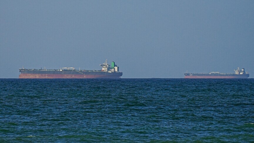 Irani propozon rihapjen e Ngushticës së Hormuzit dhe shtyrjen e bisedimeve për programin bërthamor