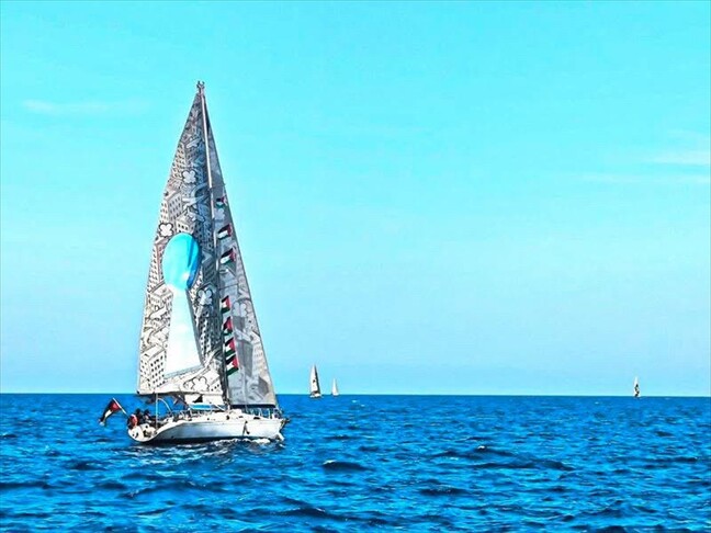 Juristja kroate Morana në krye të anijes  Shireen  që po lundron drejt Gazës