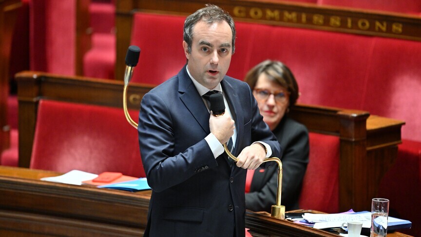 Franca paralajmëron ndikimin ekonomik të luftërave në Ukrainë dhe Lindjen e Mesme mbi familjet