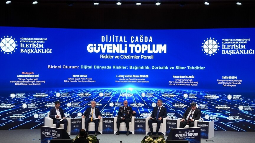 İletişim Başkanlığının düzenlediği panelde dijital dünyanın riskleri ele alındı