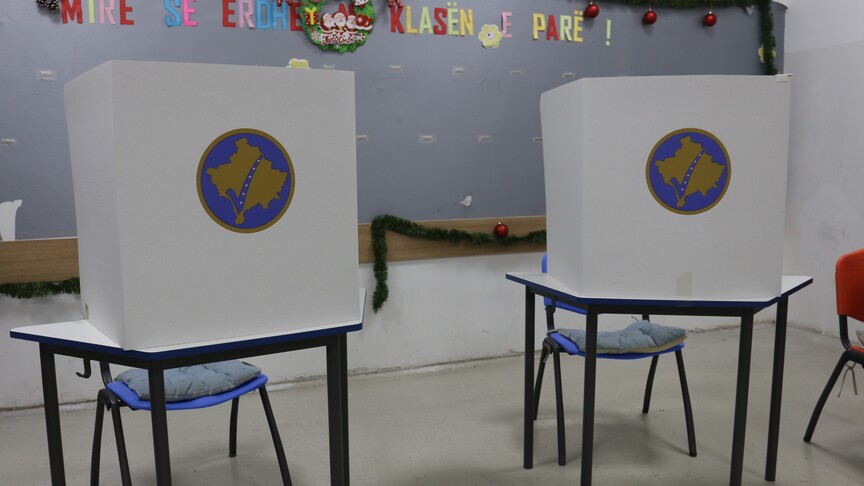 Partitë politike preferojnë 7 qershorin si datë për mbajtjen e zgjedhjeve të reja në Kosovë