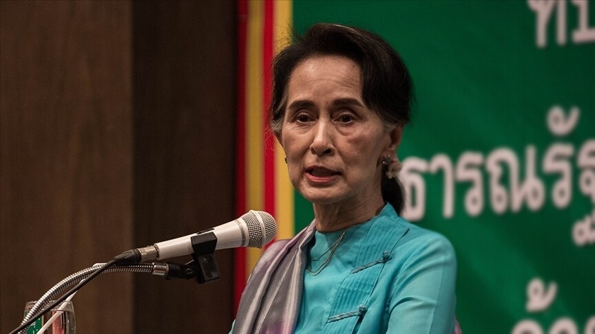 Myanmar'da devrik lider Aung San Suu Çii'nin cezası af kapsamında indirildi